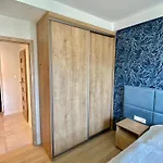Ann's - Near Old Town & Marina, Free Parking & Wifi Apartman