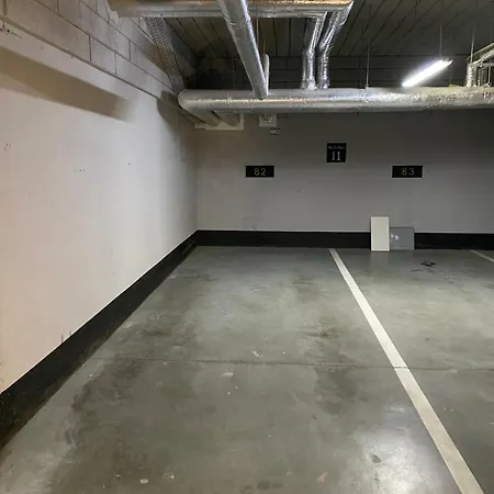 Ann's - Near Old Town & Marina, Free Parking & Wifi 格但斯克