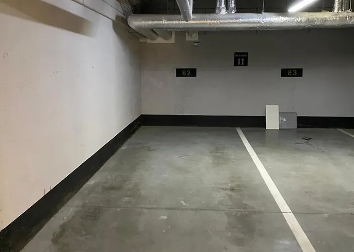 Ann's - Near Old Town & Marina, Free Parking & Wifi Гданьск