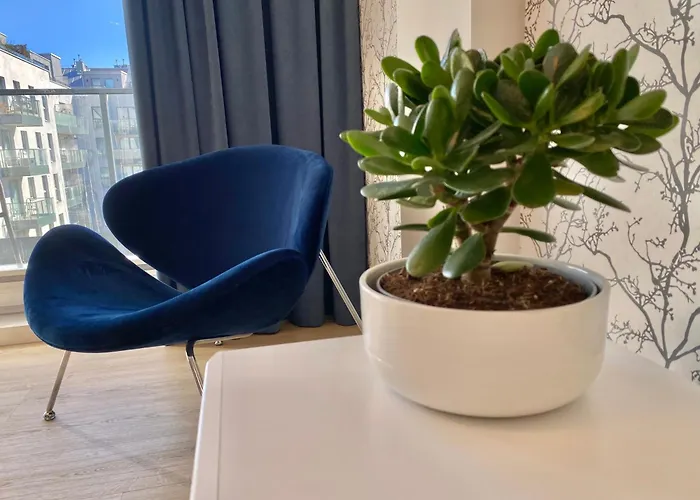 Апартаменты Ann's - Near Old Town & Marina, Free Parking & Wifi *